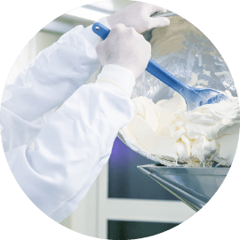 ・ミルクをジェラートに加工